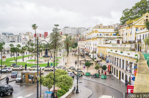 Rencontre et chat à Tanger : promenade sur la Corniche, café à la Médina et rendez-vous romantique